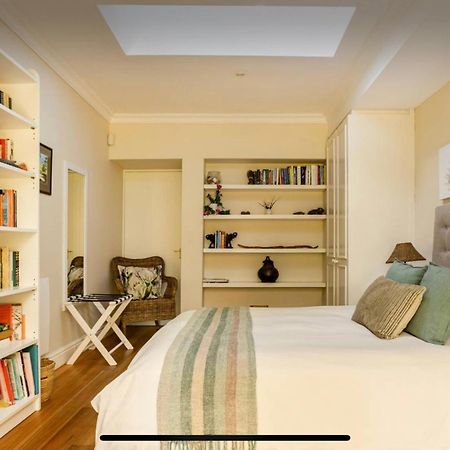 Guest Suite - Leafy Constantia Guest House Cidade Do Cabo Exterior foto